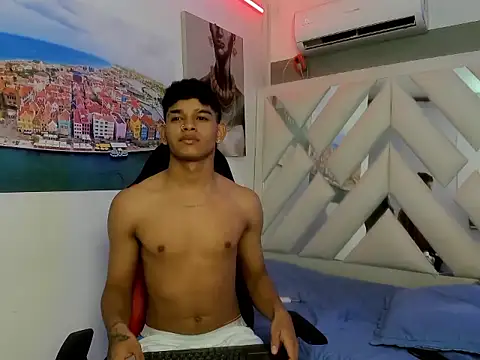 Chat +18 de nova_mitchell7 ao vivo