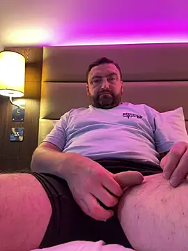 PrivateJohn11 Adlı Modelin Canlı XXX Sohbeti