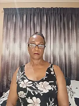 Chat XXX en directo de Hotgrannyx