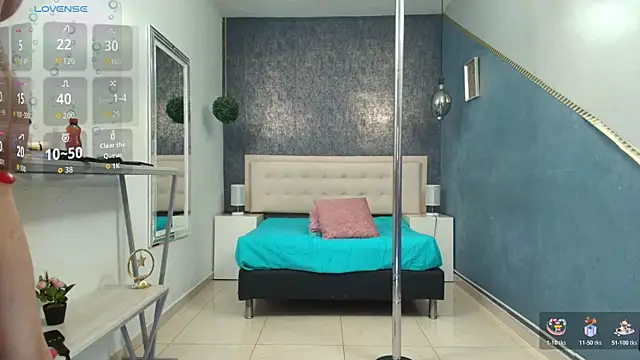Celestial_Queen_ élő XXX-chatje