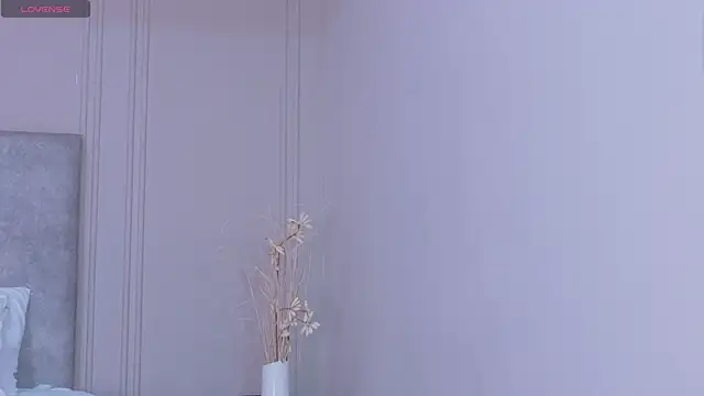 EmmaWilliammss' Live XXX Chat