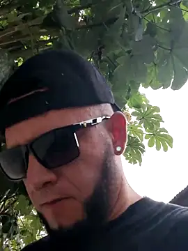 Czat XXX na żywo – PIGHIGHDIRTY_p0