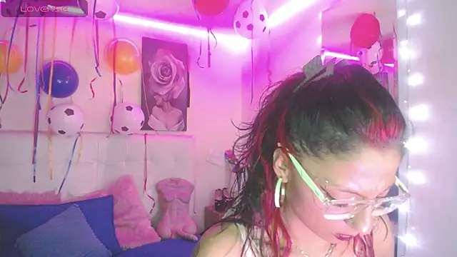 Chat XXX en directo de SamathaMay