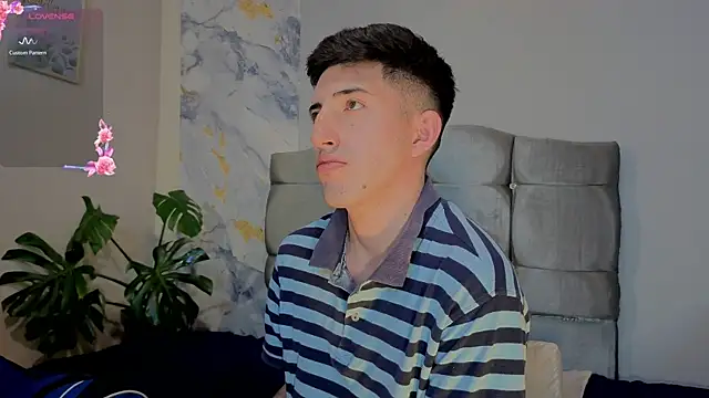 XXX chat uživo modela Un_Sluttyy