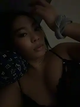 hugecock_tamira's Live XXX Chat