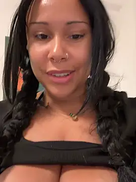 HaileyDianaのライブXXXチャット