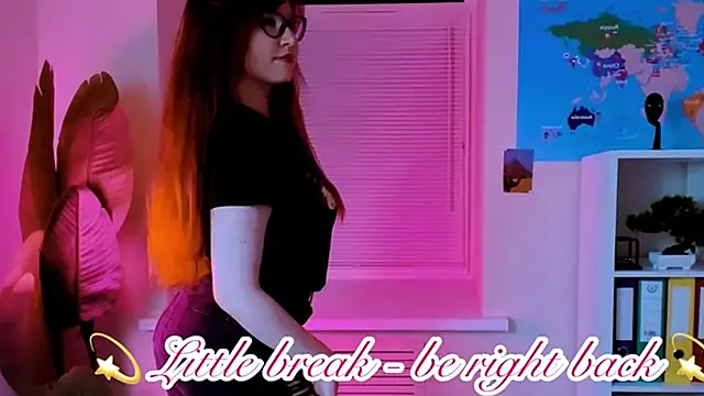 XXX chat uživo modela CarolGiggly