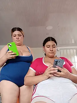 Sara_y_Amy Chat XXX in diretta