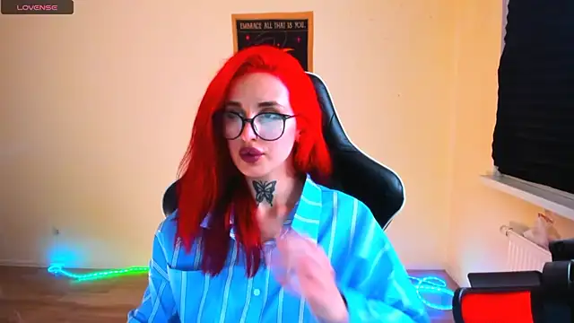 צ'אט XXX בשידור חי של your_tora