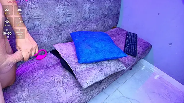 Živý XXX chat Sara_and_Lion