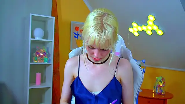 HannahHollis élő XXX-chatje