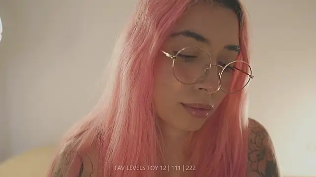 دردشة dearnina_ الجنسية المباشرة
