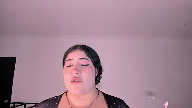 Chatroom XXX en direct de AmberiniHoffman