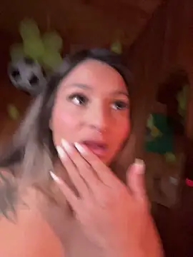 AliceStone19's Live XXX Chat