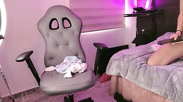 Zoe_as_ Live XXX-chat