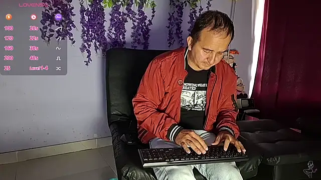 GreisyAndHazzan Chat XXX in diretta