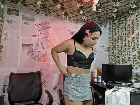 Nahomi_hot_77のライブXXXチャット