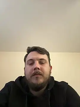 XXKieran live XXX chat