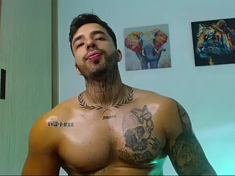 Chat +18 de Jacobb_Phoenix ao vivo