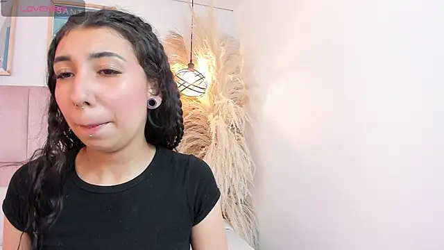 isa_croft_'s Offline XXX Chat