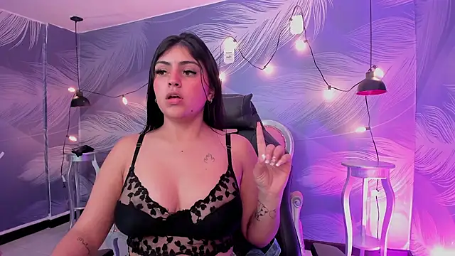 MishRaven Chat XXX in diretta