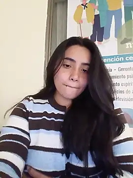 ANDREA-10_ Adlı Modelin Canlı XXX Sohbeti