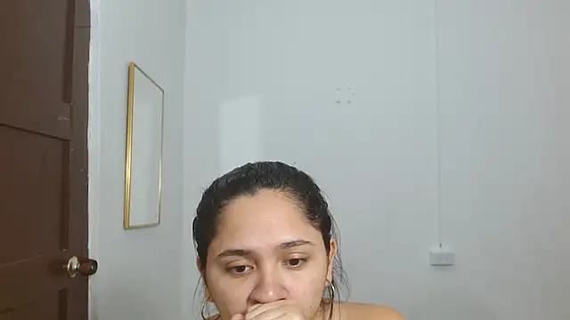 Živý XXX chat Thalian