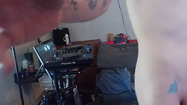 Czat XXX na żywo – pyrowuff