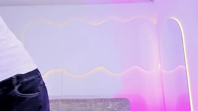 ArohomLester_ – Live XXX-chat