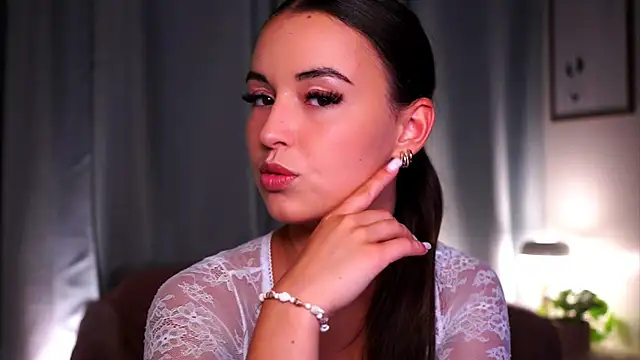 Chat XXX ao vivo de Fawnette