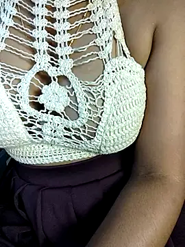 Desi_cheese Adlı Modelin Canlı XXX Sohbeti