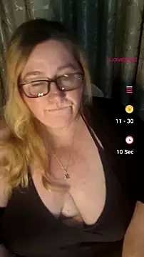 Živý XXX chat Iceprincess2bad4u