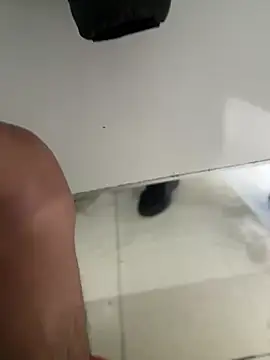 TavoHot_ Adlı Modelin Canlı XXX Sohbeti