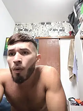 otaviorodrigues Show in webcam