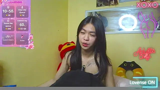 Luna_Moonfang Adlı Modelin Canlı XXX Sohbeti