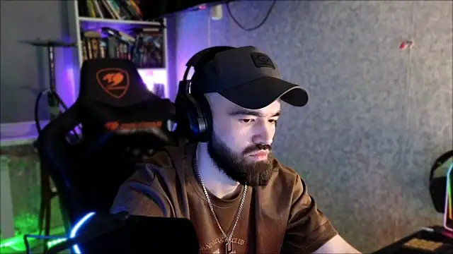 Živý XXX chat _Serious_Man