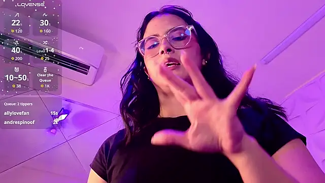 LiLLiAnderson – Naživo XXX chat