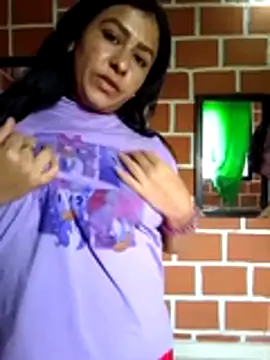 Scarlet_01_ Chat XXX in diretta