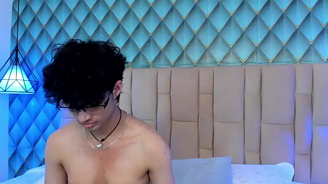 Sofia-Ethan 라이브 XXX 채팅
