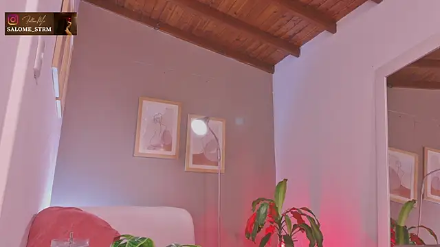 SalomeStorm_'s Live XXX Chat