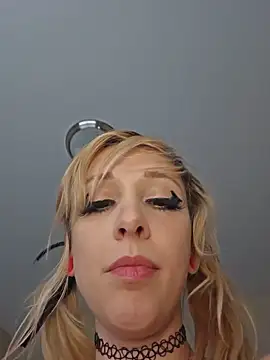 AmethystFoxx Chat XXX in diretta
