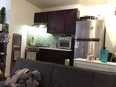 littyleesh1's Live XXX Chat