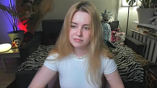 Alexa_Pirs 라이브 XXX 채팅