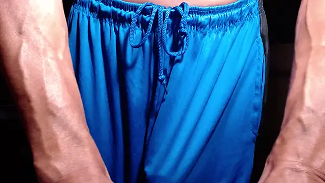 Chat +18 de ThickD2C ao vivo