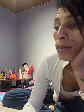 ImCrazzy's Live XXX Chat