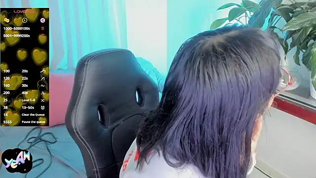 ella_harry's Live XXX Chat