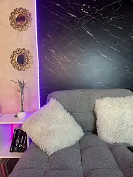 دردشة Alana_Stone الجنسية المباشرة