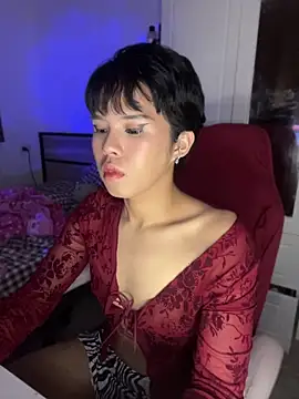 Plaxxxtique Adlı Modelin Canlı XXX Sohbeti