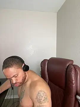 Fathero1time Live XXX Chat