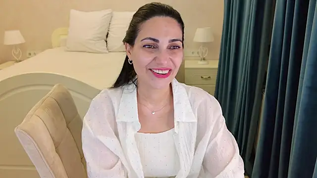 LovelyBeatrice's Live XXX Chat